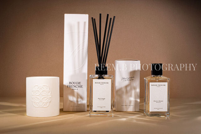 Pack signature: bougie parfumée, parfum d'intérieur et diffuseur
